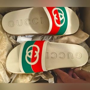 Men’s slides size 10 used